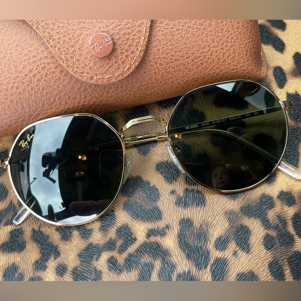 Raybans 3565 Hexagon lens
